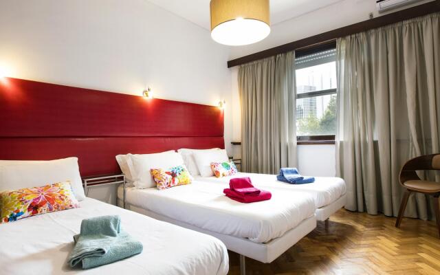 Lvpremier Clerigos RE2 Space Lift AC Balcony