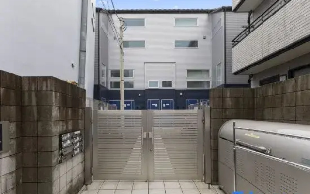 Shibuya ANON 103