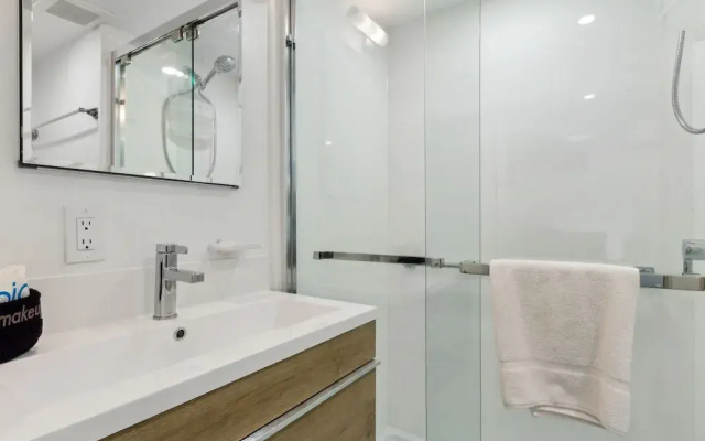 Blueberry Dunes Beach Cottage - Pet Friendly - Pool