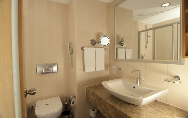 Trendy Palm Beach (Adults Only, 16+)