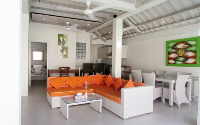 Sunshoot Villa Sandat