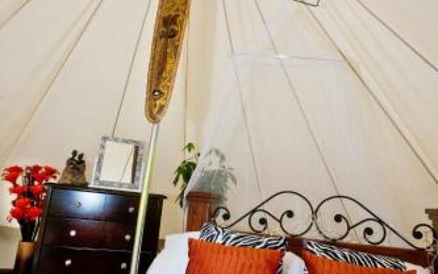 Kits Coty Glamping
