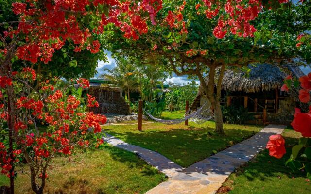 CHALET TROPICAL Hotel & Restaurant-Pizzeria