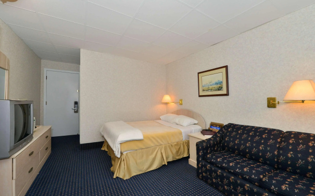Canadas Best Value Inn and Suites Woodstock