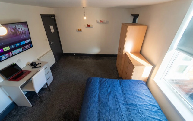 966 Pershore Road Studios In Guest House