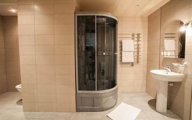 Suite Tower Apartment