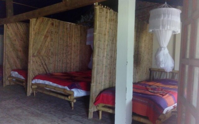 Lolos Homestay