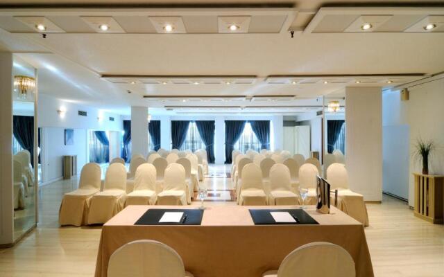 Отель Poseidon Athens