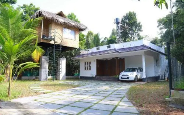 Garggi Village Homestay