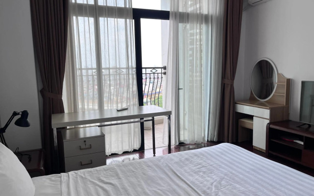 Vinhomes Royal City Luxury Apartment 2 Br