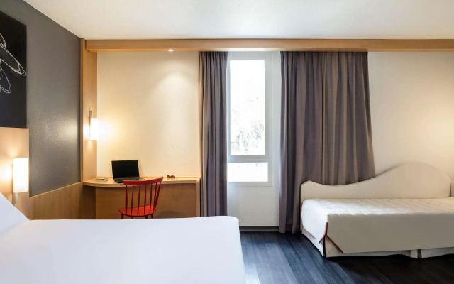 Ibis Paris Meudon Velizy