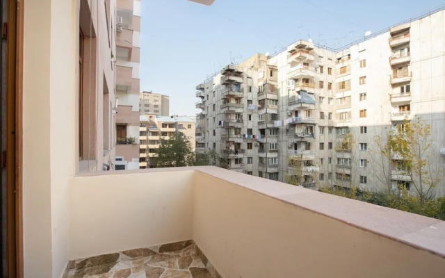 Stay Inn on Yekmalyan St
