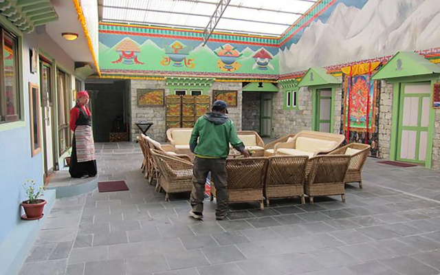 Mountain Lodges of Nepal - Thame