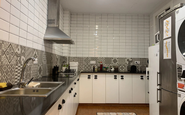 CoImpact Coliving - Hostel