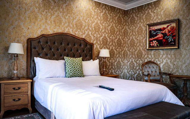 Three Rivers Lodge and Villas