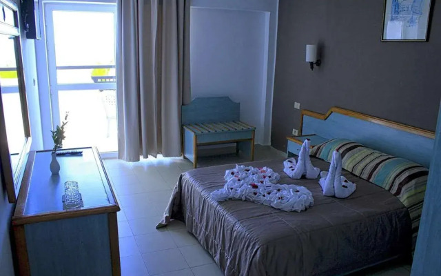 Tree-House Hotel (Sousse City & Beach Hotel)