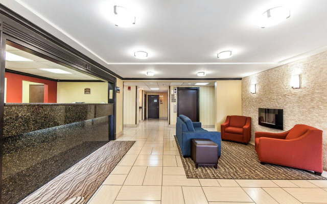Best Western Plus Cleveland Inn & Suites