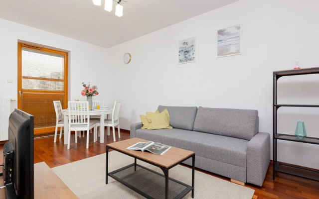 Apartment Polkowska Warsaw by Renters