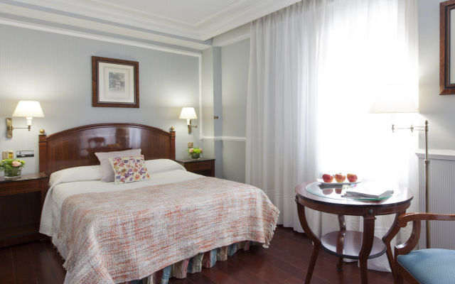 Hotel Rice Reyes Católicos - Image 5