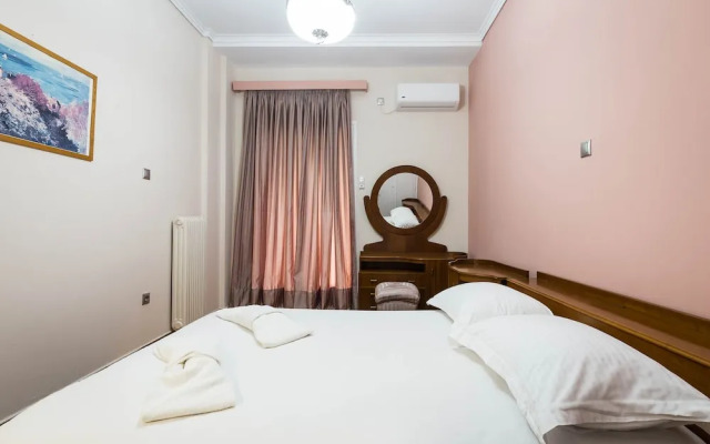 Three Bedrooms Apartment Under Acropolis