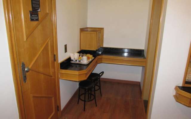 Pleasant Place Hotel