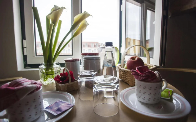 Lisbon Inn Bica Suites