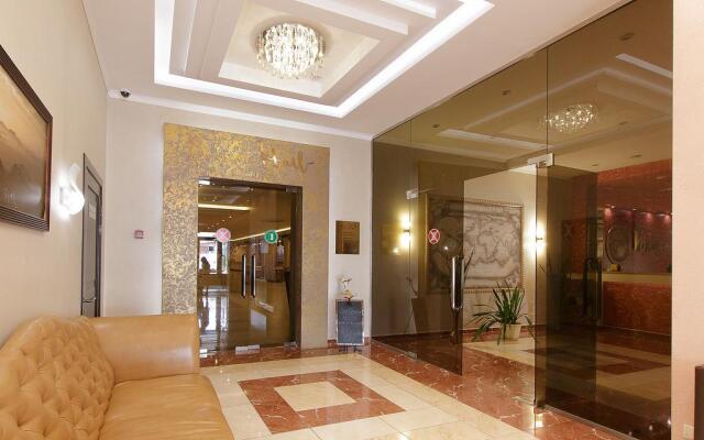 Bon Voyage, 1st building, 3rd floor