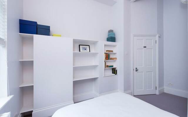 Lovely 2BR Apartment in Kensington