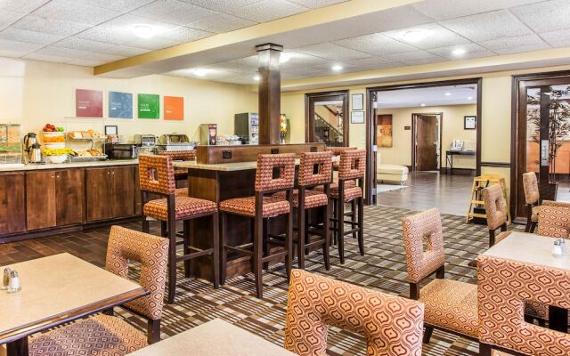 Comfort Inn & Suites Galleria