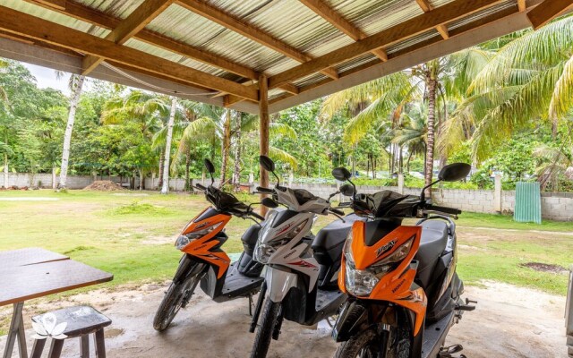 ZEN Rooms Eunas Siargao