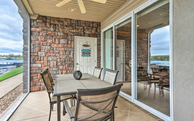 Condo With Lakefront Patio & Community Perks!