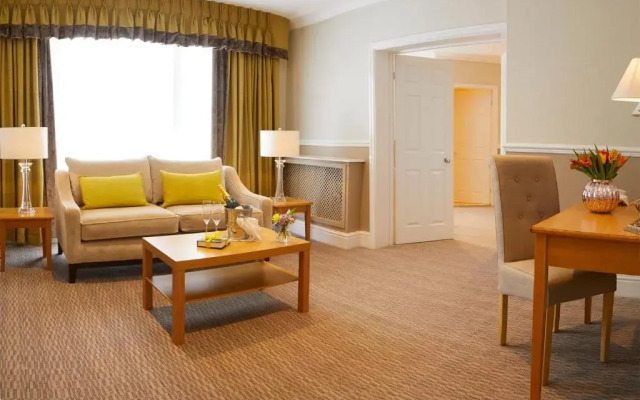 Palm Court Hotel