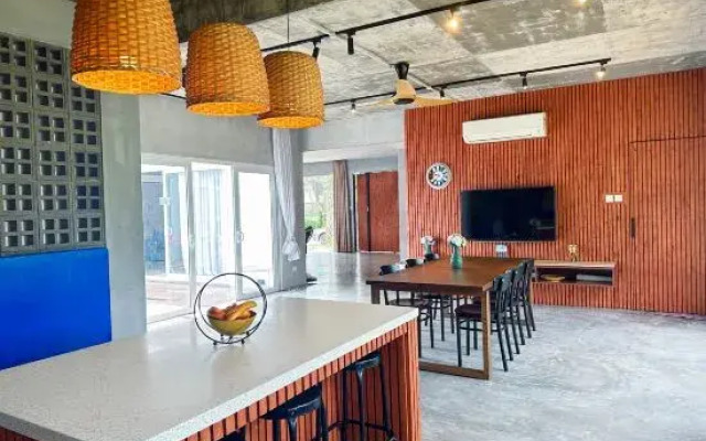 The Luxurious 245, A Famosa Melaka