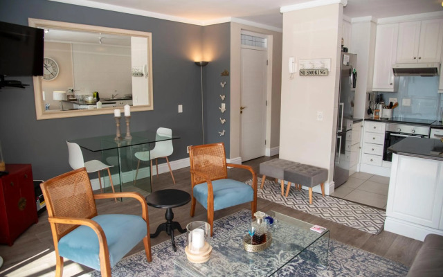 Waterfront- 11 South Quay