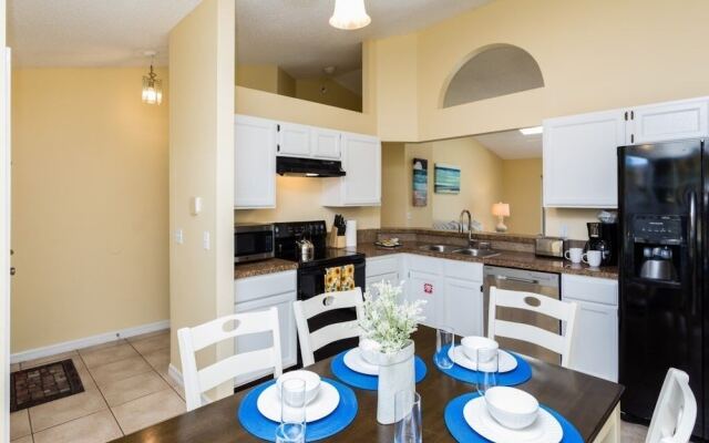 3 Bedroom Disney Vacation Villa by RedAwning