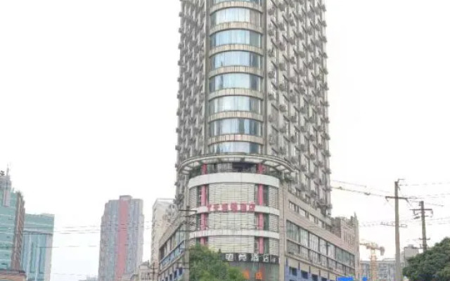 7Days Inn Hotel (Chengdu Kuanzhai Alley Wenshu Monastery Subway Station)