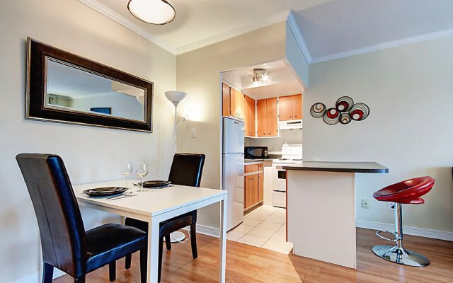 1-Bedroom Crescent Street by Hometrotting