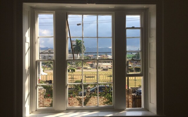Mobay Kotch - Hostel