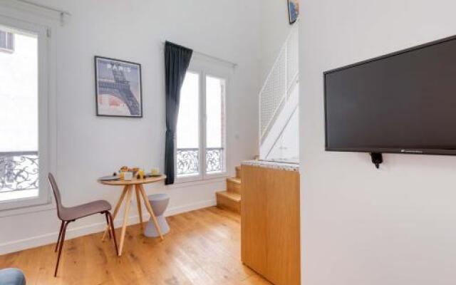 Cute and Bright Studio in a Courtyard-Montmartre(5)