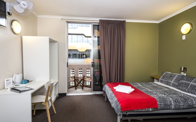 YHA Adelaide Central