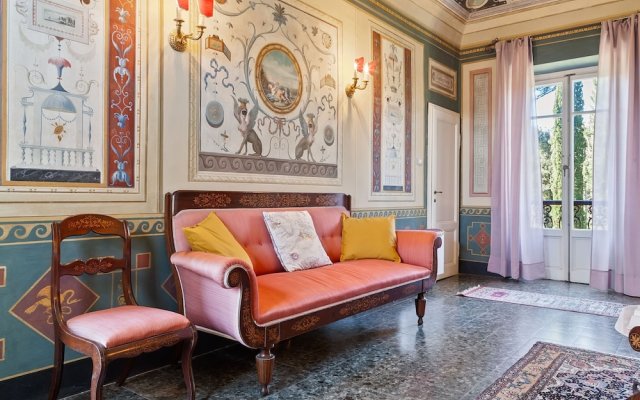 Classic Villa in Firenze with Whirlpool