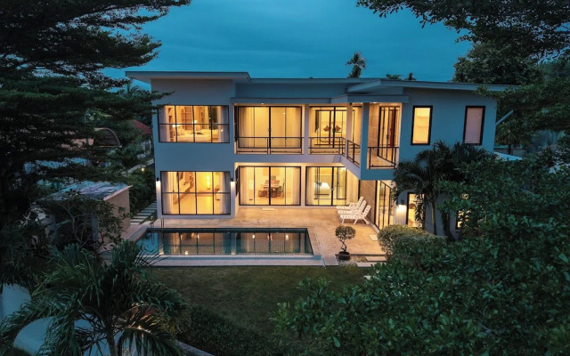 One of Phukets Best Villas V212