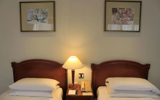 The Emperor(Happy Valley)Hotel