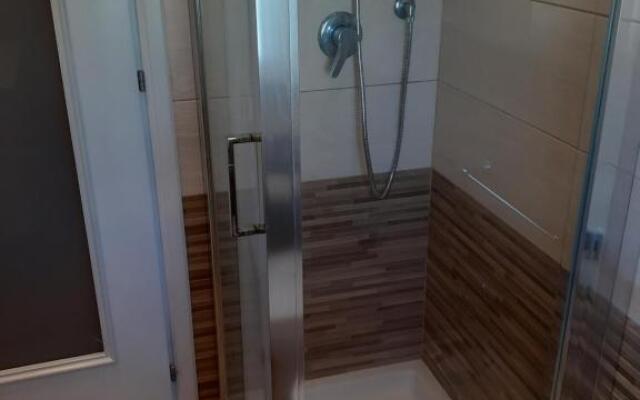 Apartment Elena, centrale, 3km dal mare