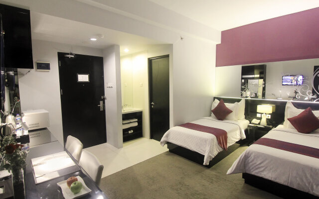 Grand Darmo Suite by AMITHYA
