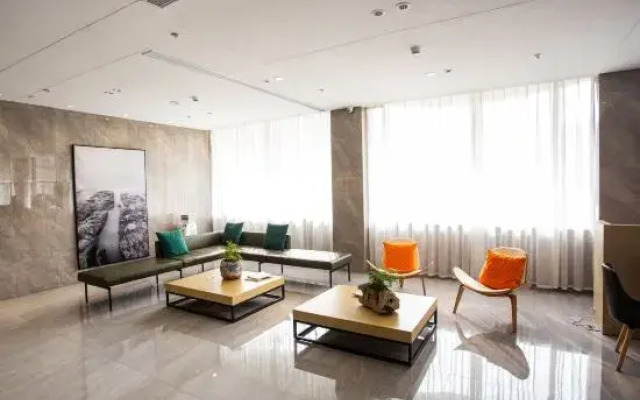 Yes Hotel