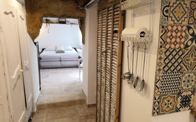 Studio coquet & terrasse