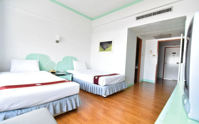 Thumrin Hotel