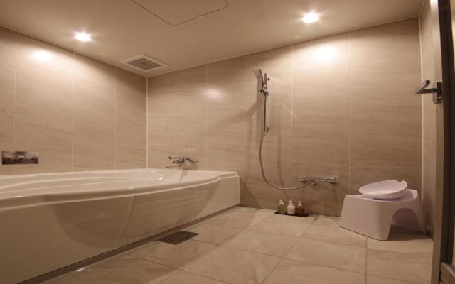 N Hotel