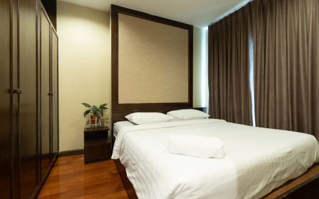 Greenview Ekkamai10 by NIDA Rooms